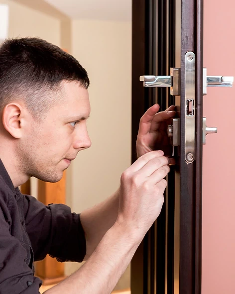 : Professional Locksmith For Commercial And Residential Locksmith Services in Ridgecrest, CA