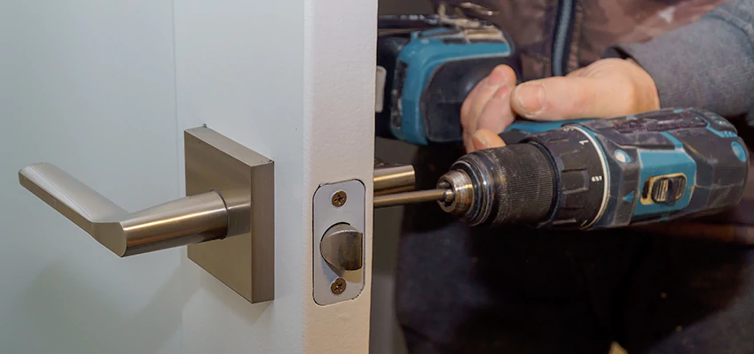 Broken Door Handle Lock Repair in Ridgecrest, California